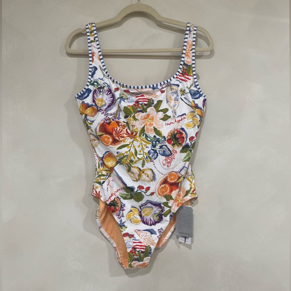 DD-Cup One-Piece Swimsuit
Seafolly White with Multicolor Botanicals Size 10 NWT